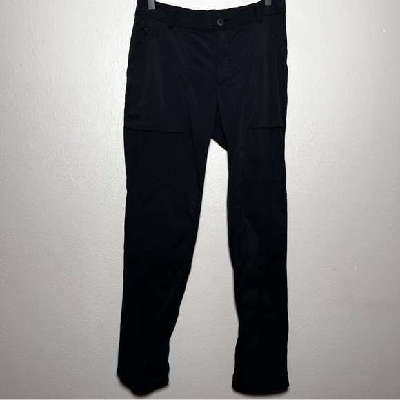 REI Women‎ Activator Pants 4 Black Hiking Outdoor Nylon Gorpcore Straight Leg - Picture 1 of 11